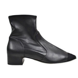 Chanel 21C Black Stretch Lambskin CC Pointed Toe Zipper Ankle Short Boots 40